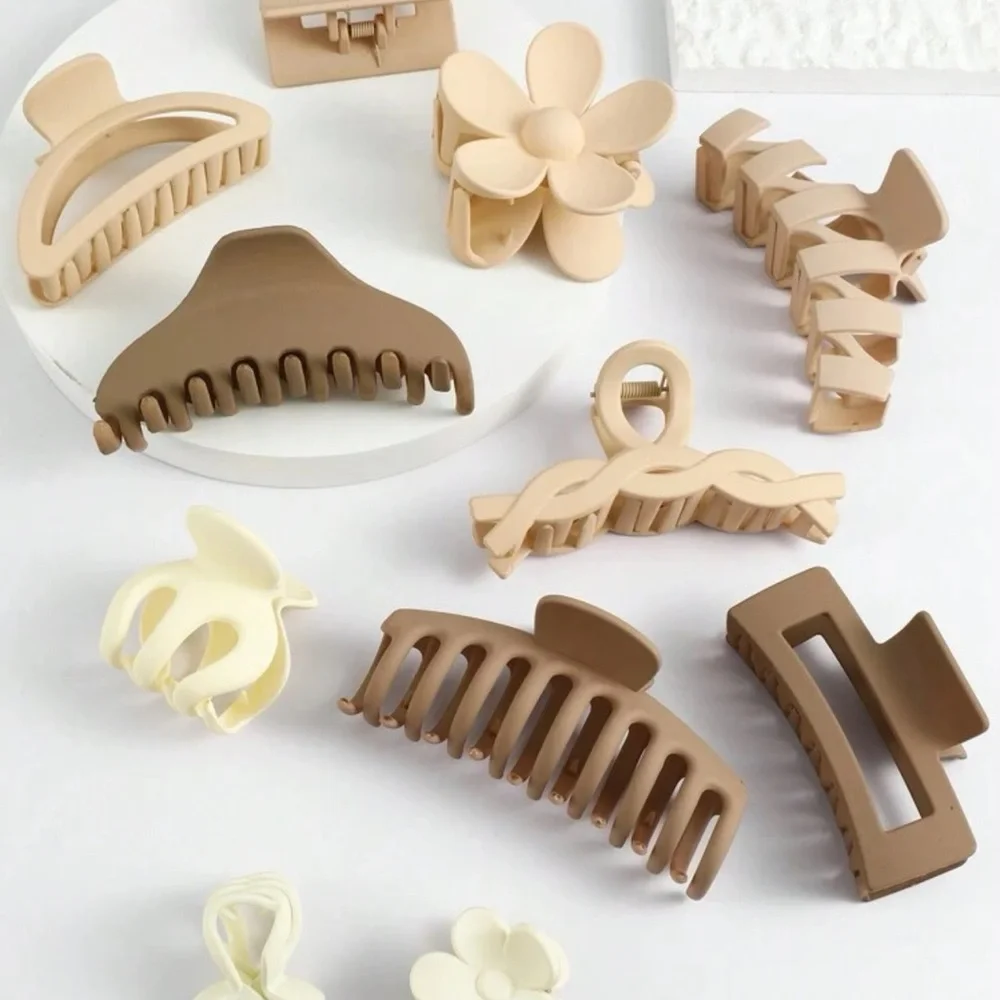 Brown Women's Hair Claw Clips